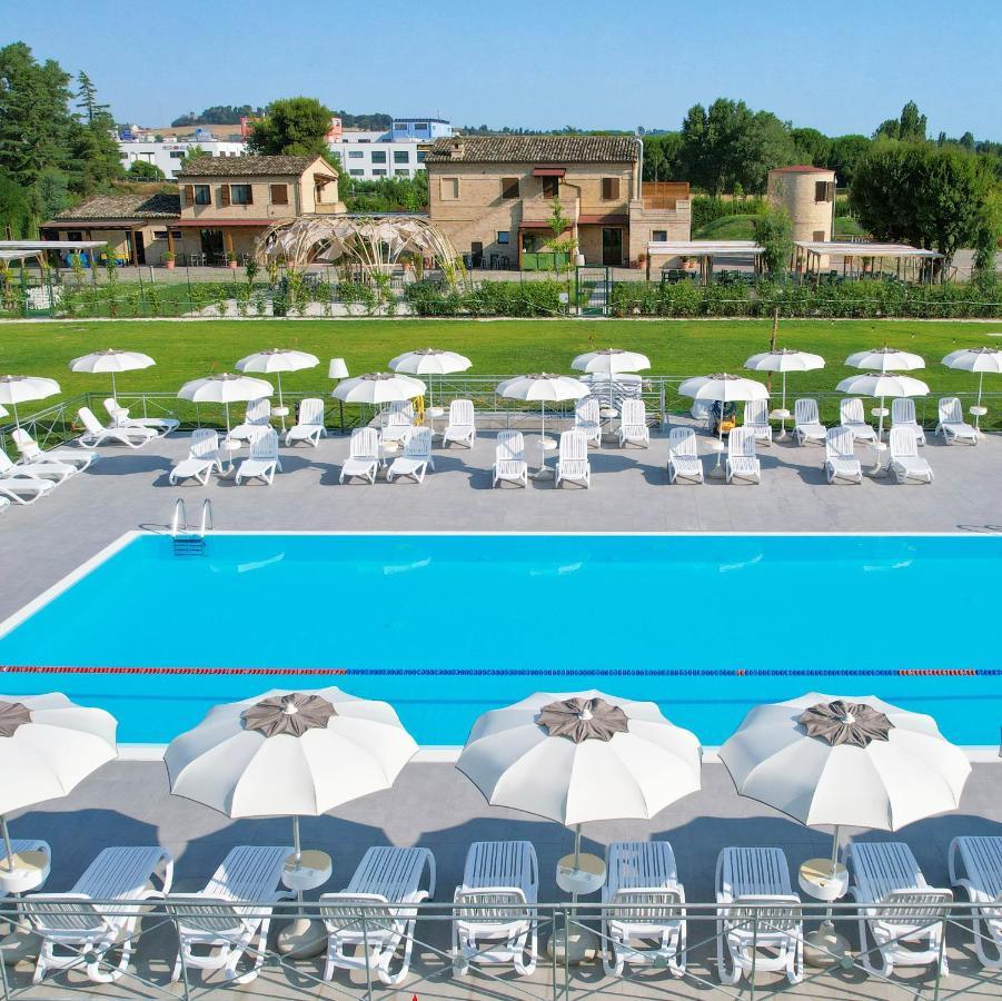 Moretti Village - B&B Civitanova Marche Exterior photo